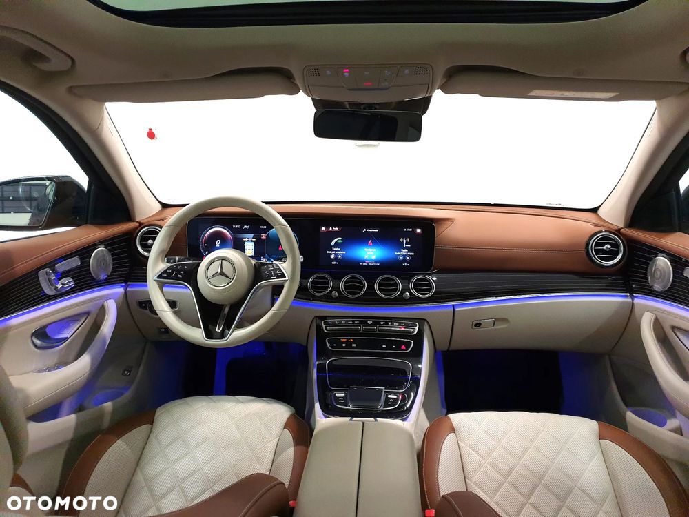 Mercedes-Benz Klasa E 300 de 4Matic 9G-TRONIC AMG Line - 1