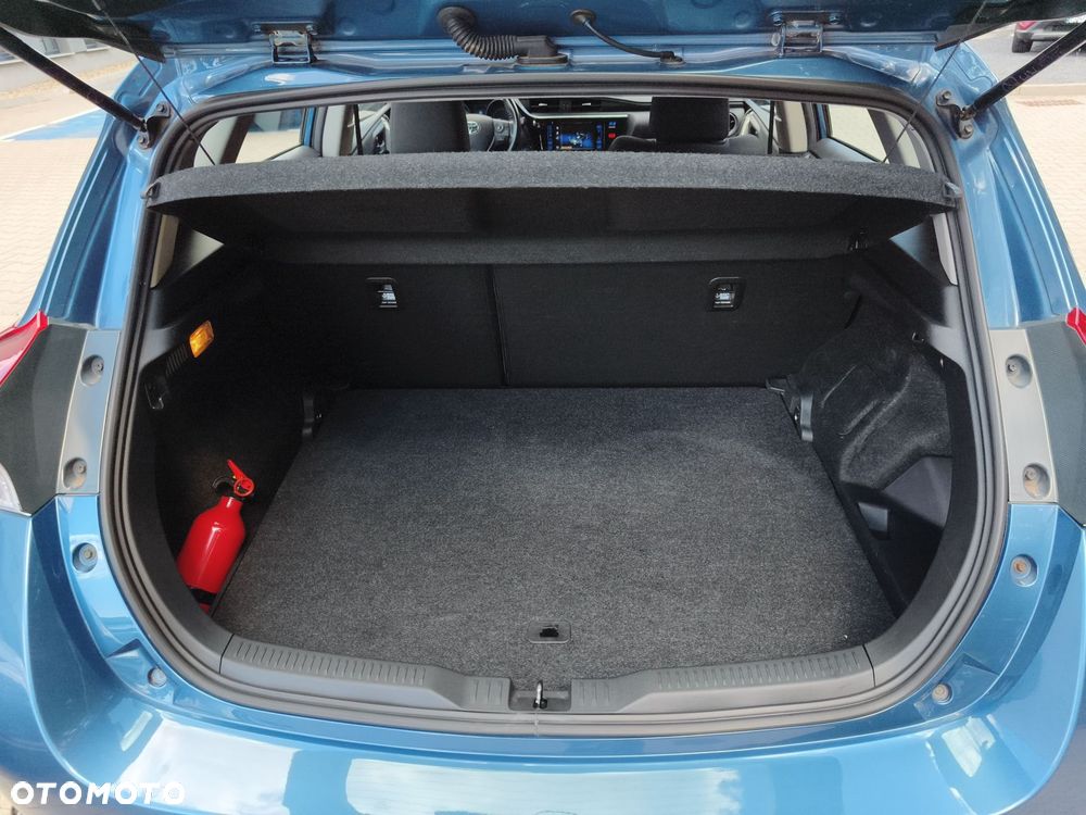 Toyota Auris - 14