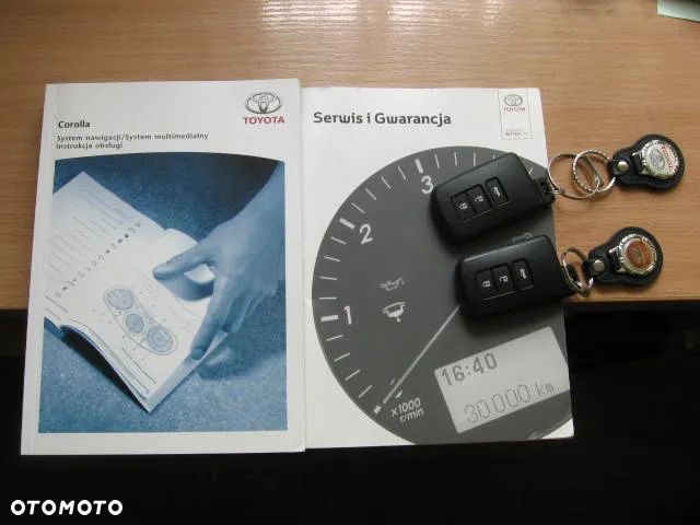 Toyota Corolla 1.6 Executive - 24