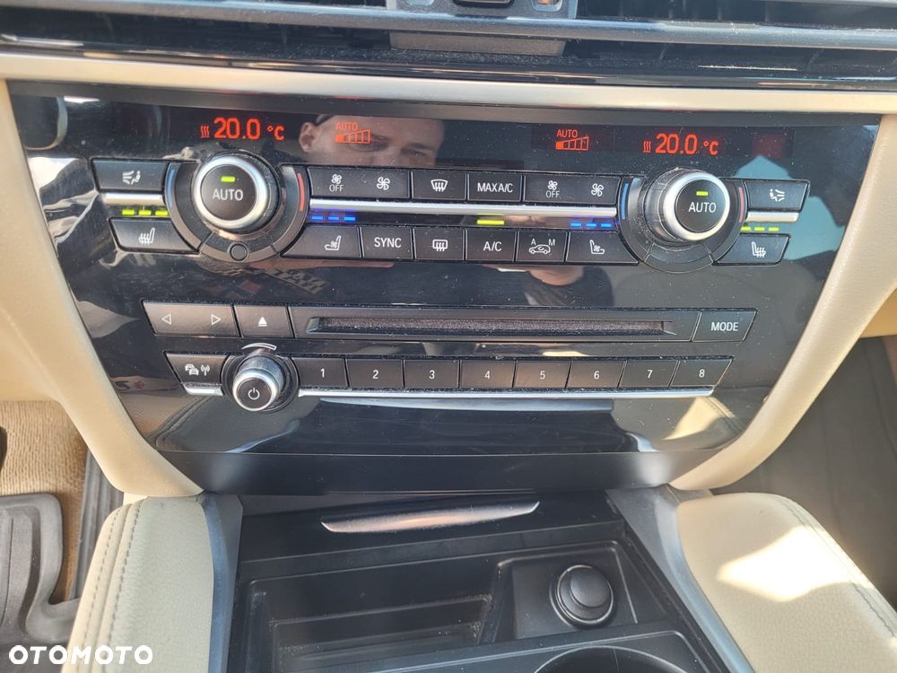 BMW X6 xDrive40d - 34