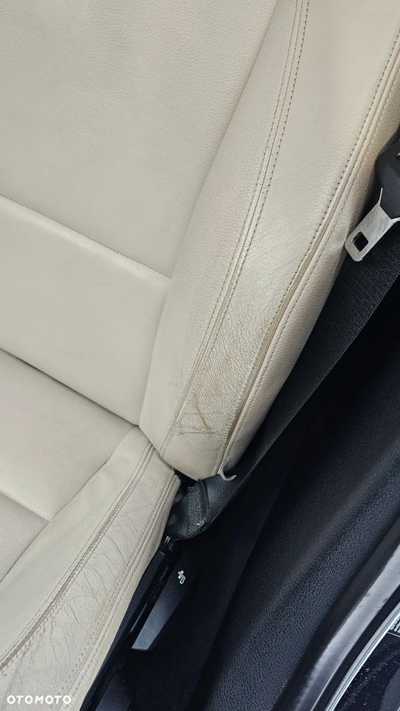 BMW X1 xDrive20i - 13