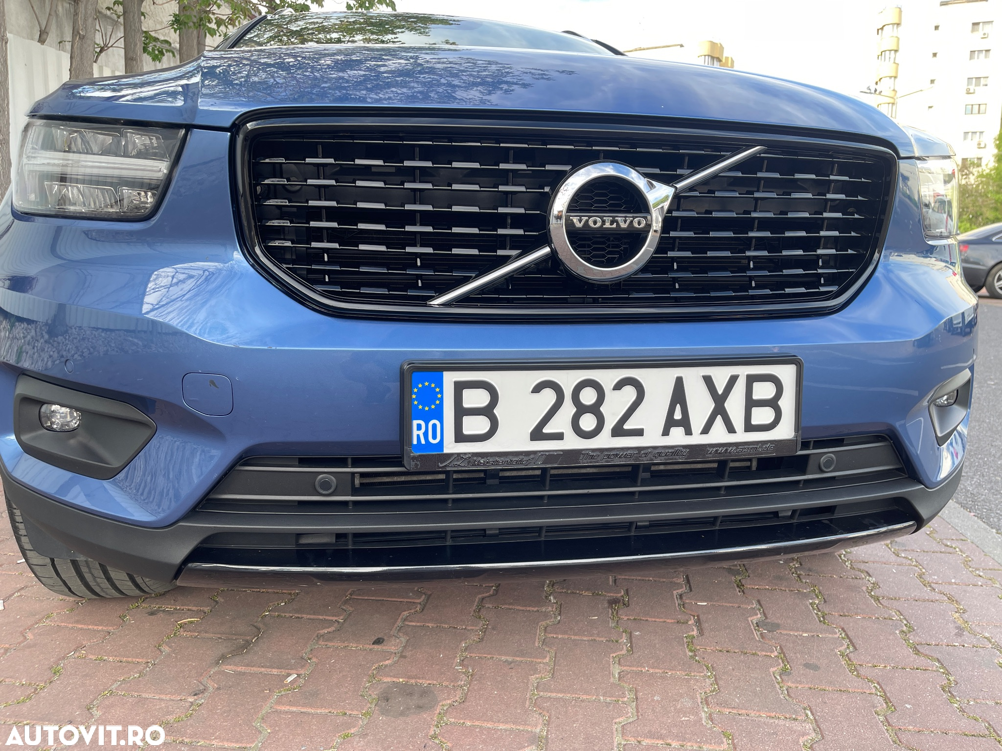 Volvo XC 40 T5 AWD R-Design - 8