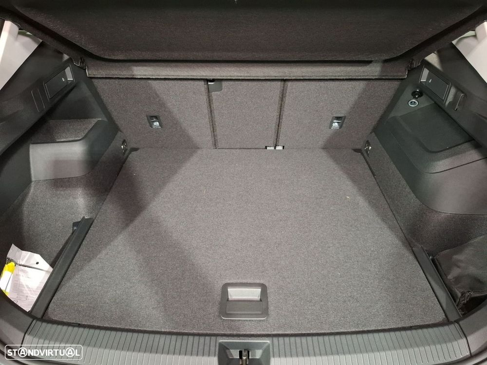 VW Tiguan 1.5 eTSI Elegance DSG - 27