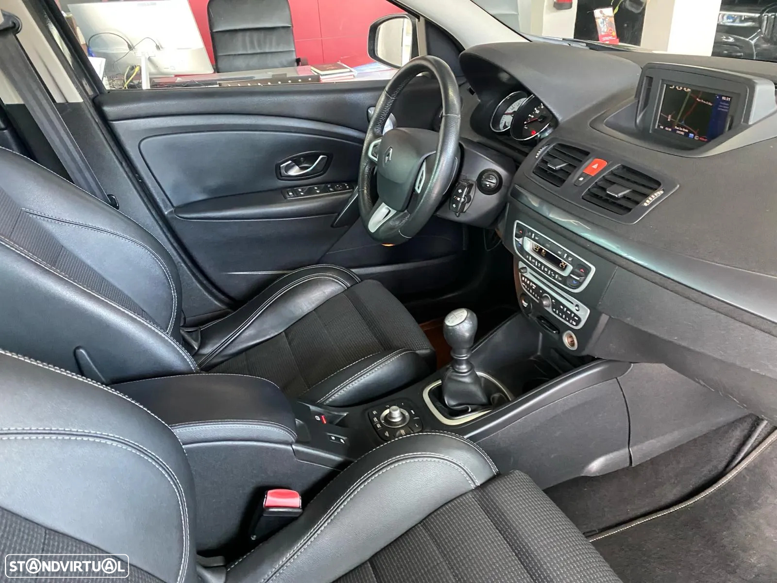 Renault Mégane Sport Tourer 1.5 dCi GT Line CO2 Champion - 12