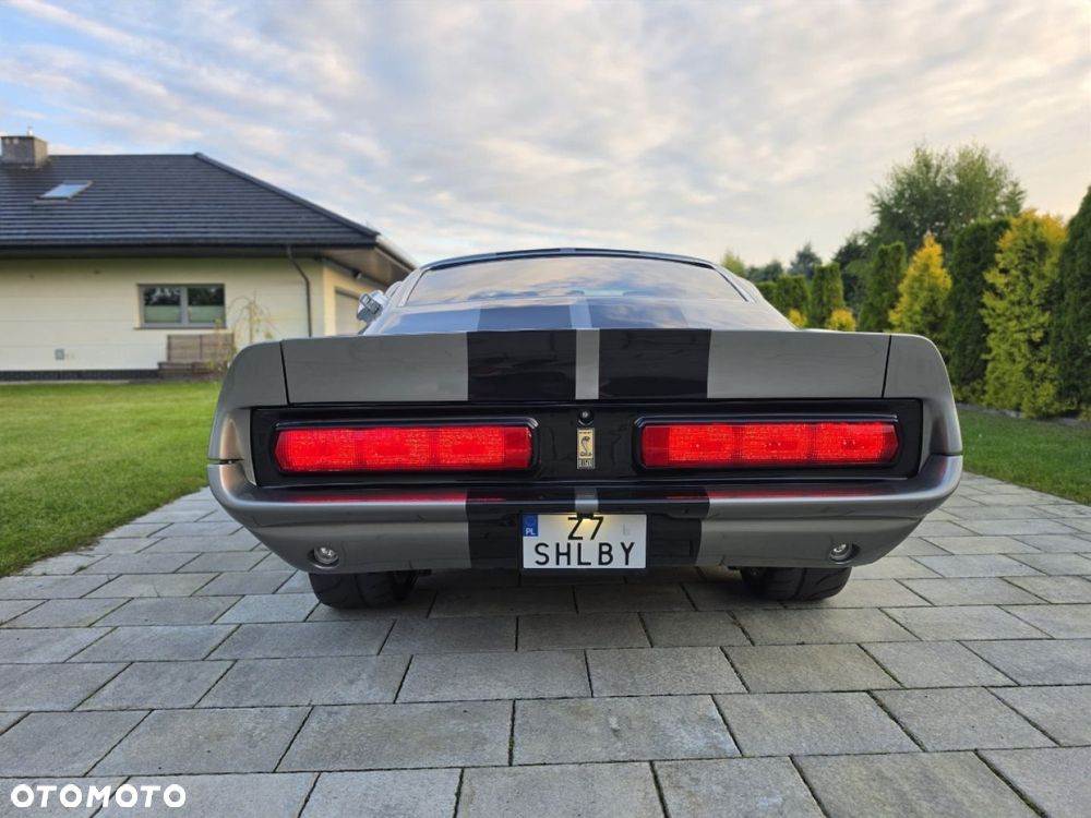 Ford Mustang - 6