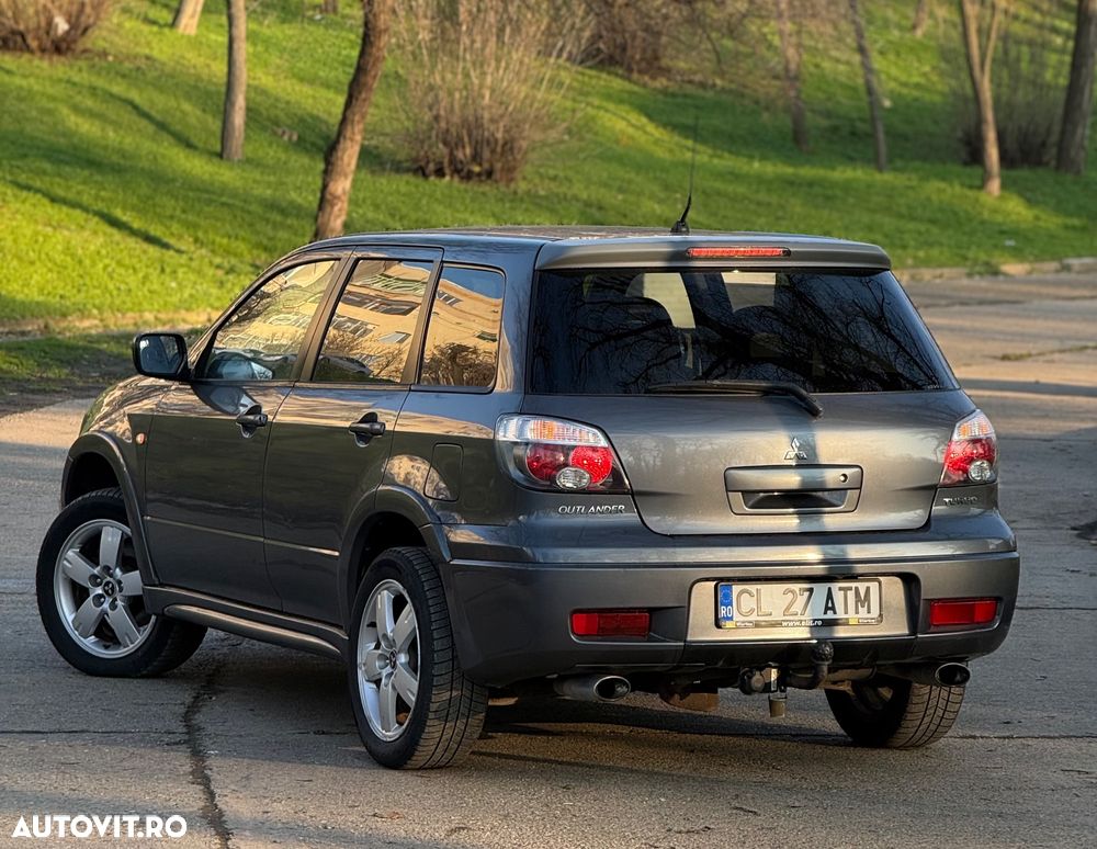 Mitsubishi Outlander 2.0 Turbo 4x4 - 4