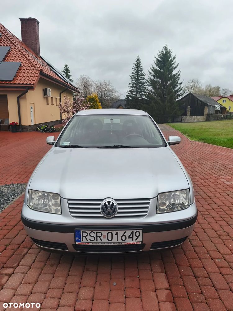 Volkswagen Bora 1.9 TDI - 1