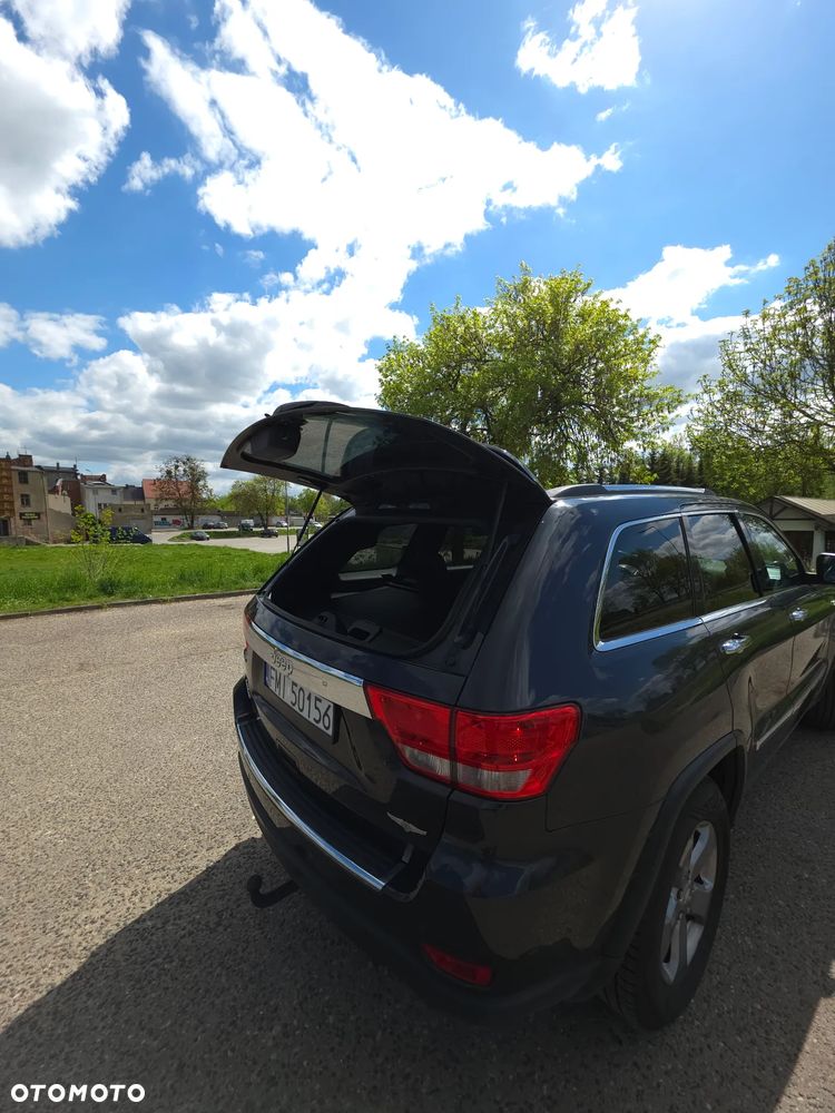 Jeep Grand Cherokee - 8