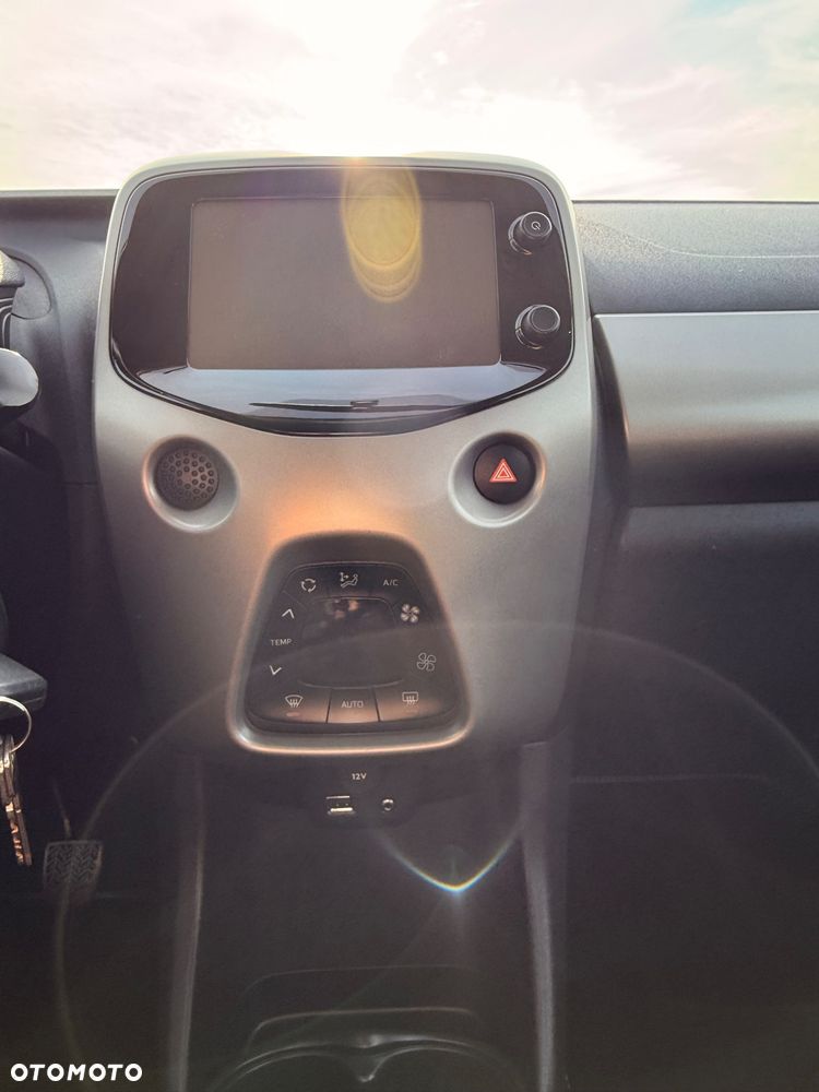 Citroën C1 1.2 Pure Tech Shine - 15