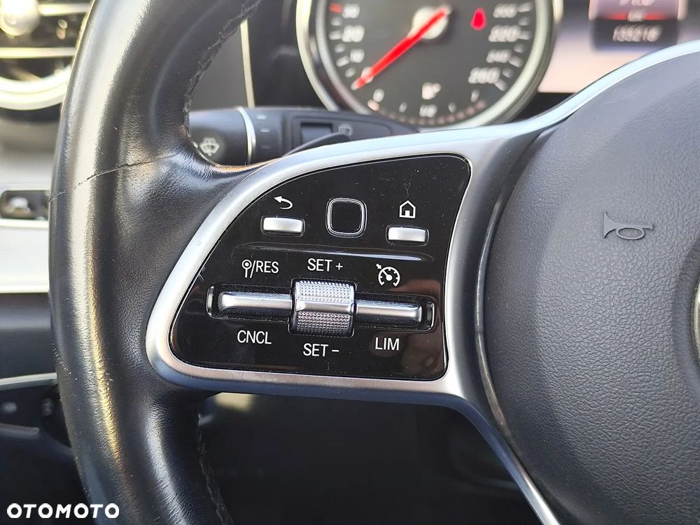 Mercedes-Benz Klasa E 220 d Business Edition - 21