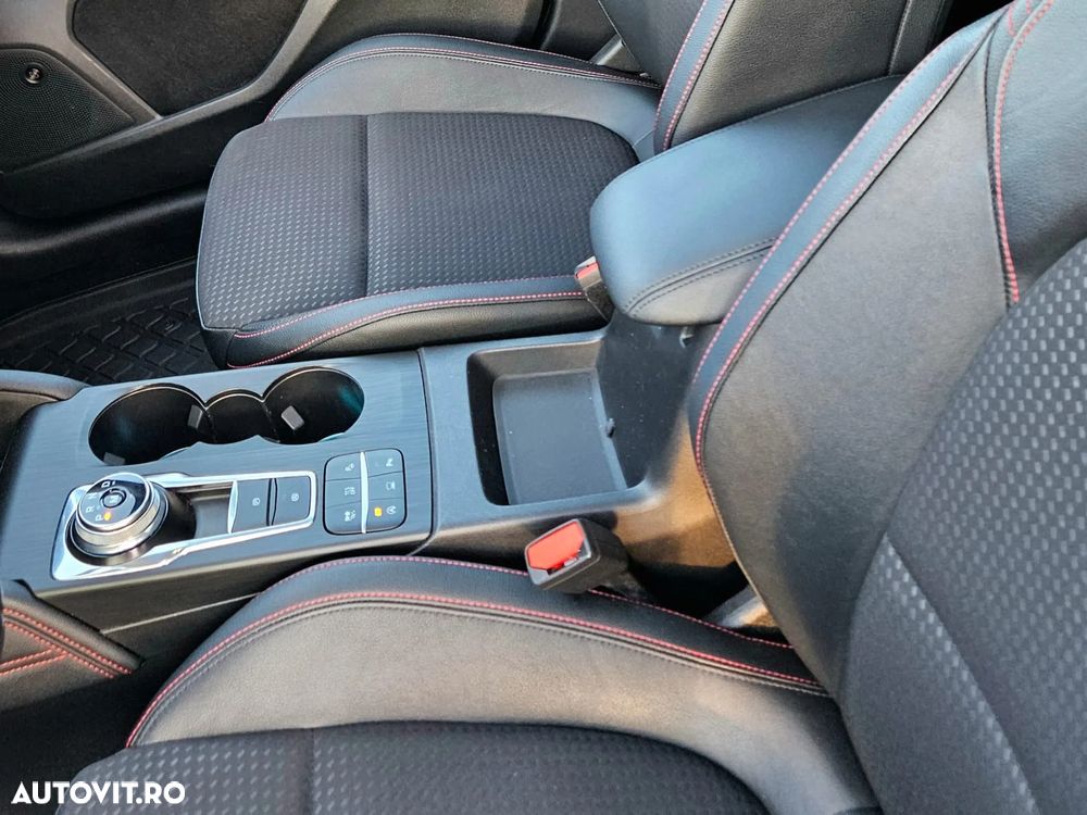 Ford Focus 1.5 Ecoboost ST-Line - 31