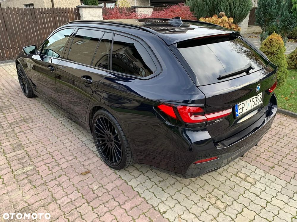 BMW Seria 5 540d xDrive Touring M Sport Edition - 3