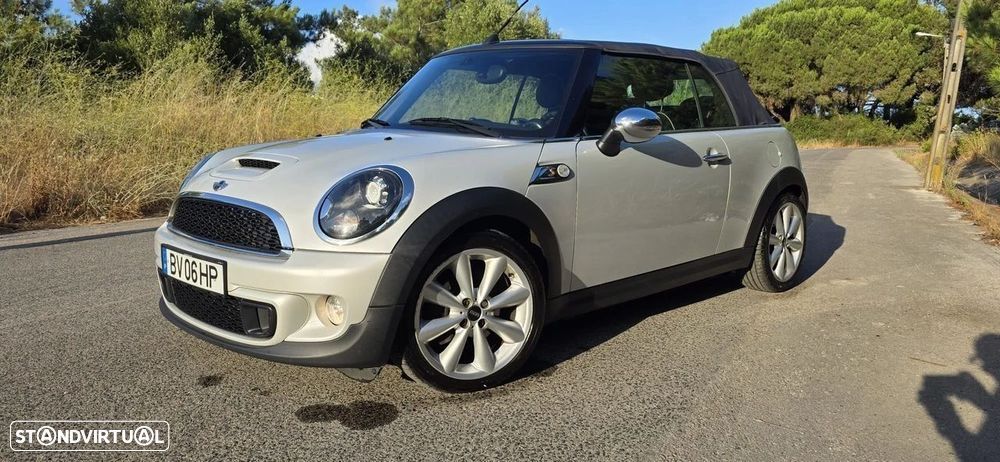 MINI Cabrio Cooper SD - 13
