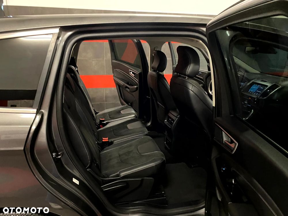 Ford S-Max 2.0 TDCi Bi-Turbo ST-Line PowerShift - 26