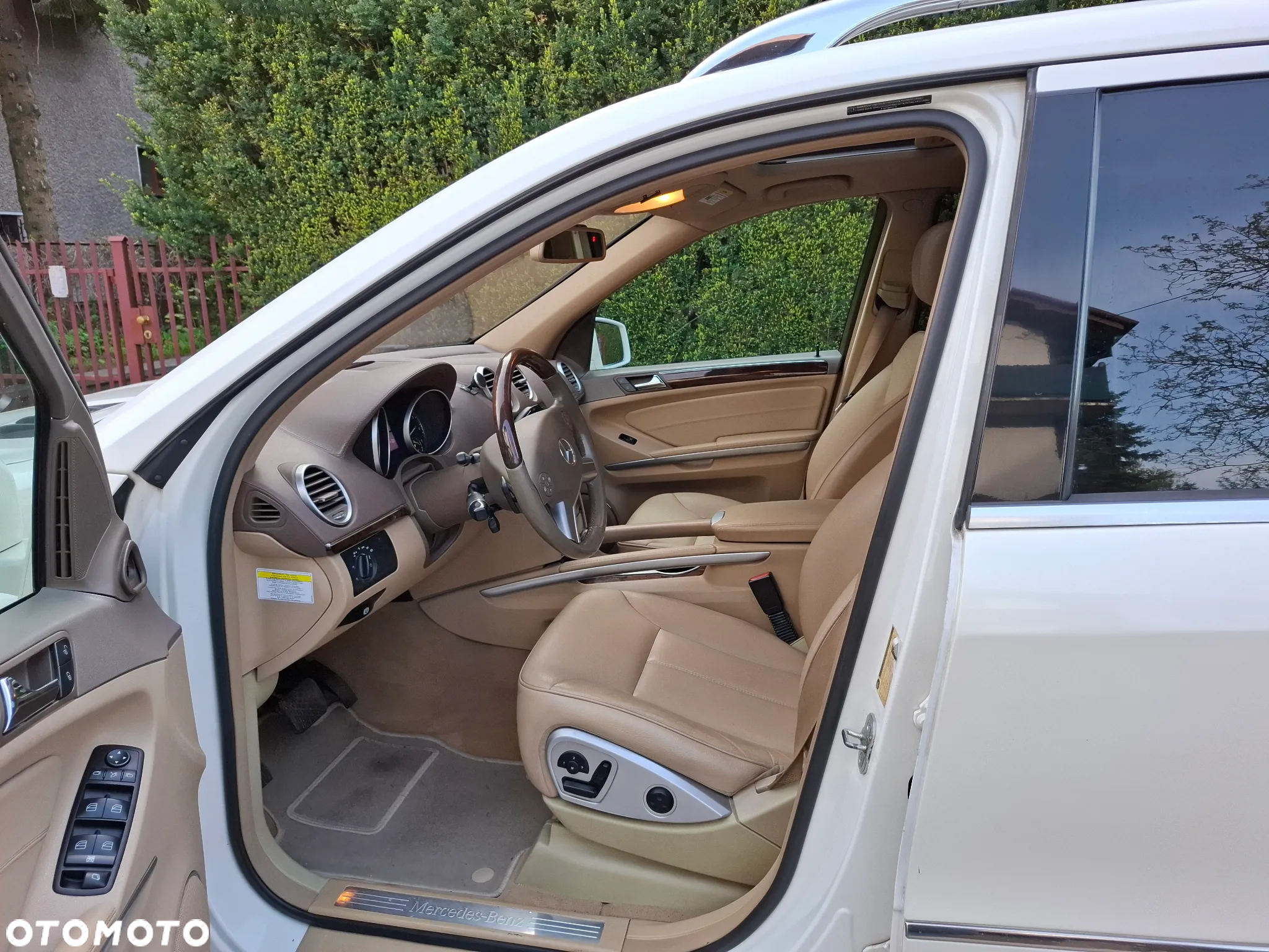 Mercedes-Benz GL 450 4Matic 7G-TRONIC - 15