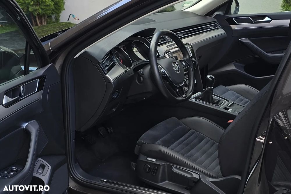 Volkswagen Passat 2.0 TDI SCR Highline - 8