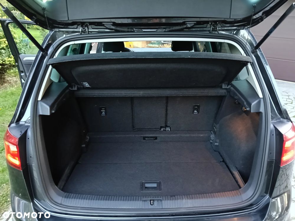 Volkswagen Golf Sportsvan - 23