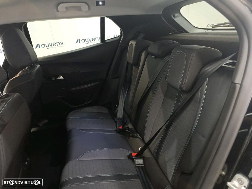 Peugeot 2008 1.2 PureTech Allure - 8