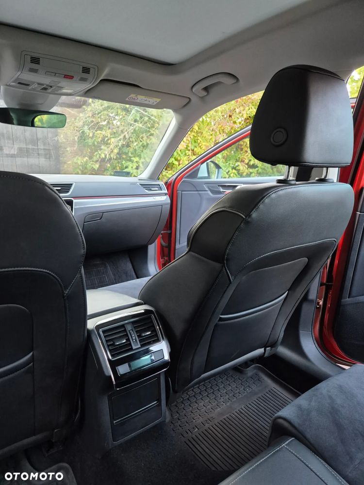 Skoda Superb 2.0 TDI SCR 4x4 Scout DSG - 19