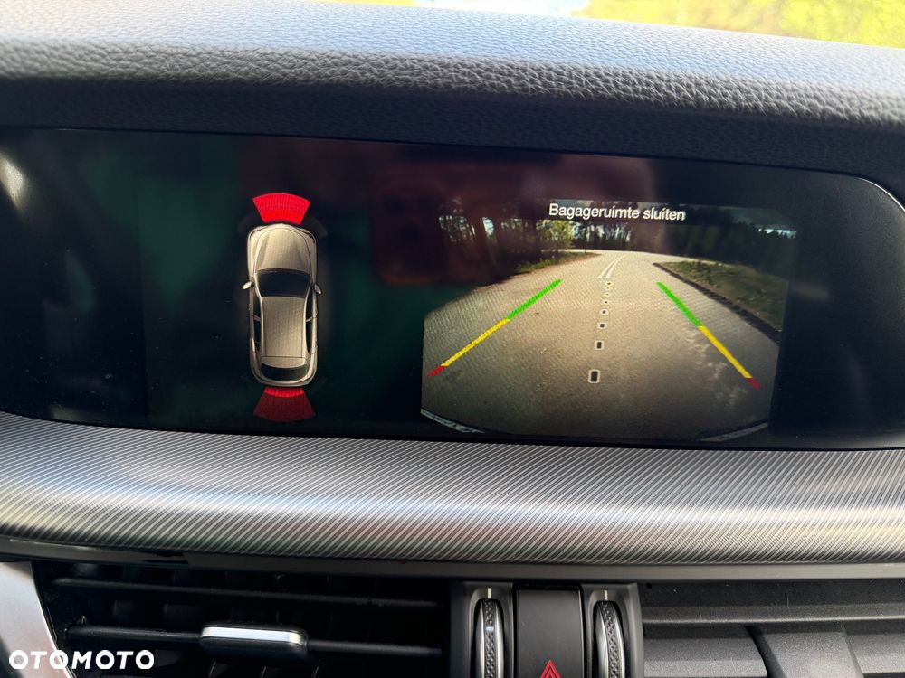 Alfa Romeo Stelvio - 20