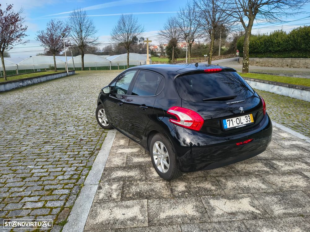 Peugeot 208 1.2 VTi Access - 6