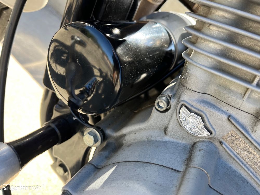 Harley-Davidson Sportster - 8