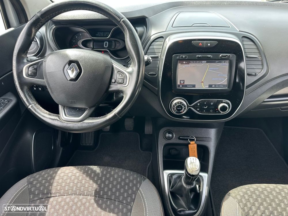 Renault Captur 1.5 dCi Exclusive - 10