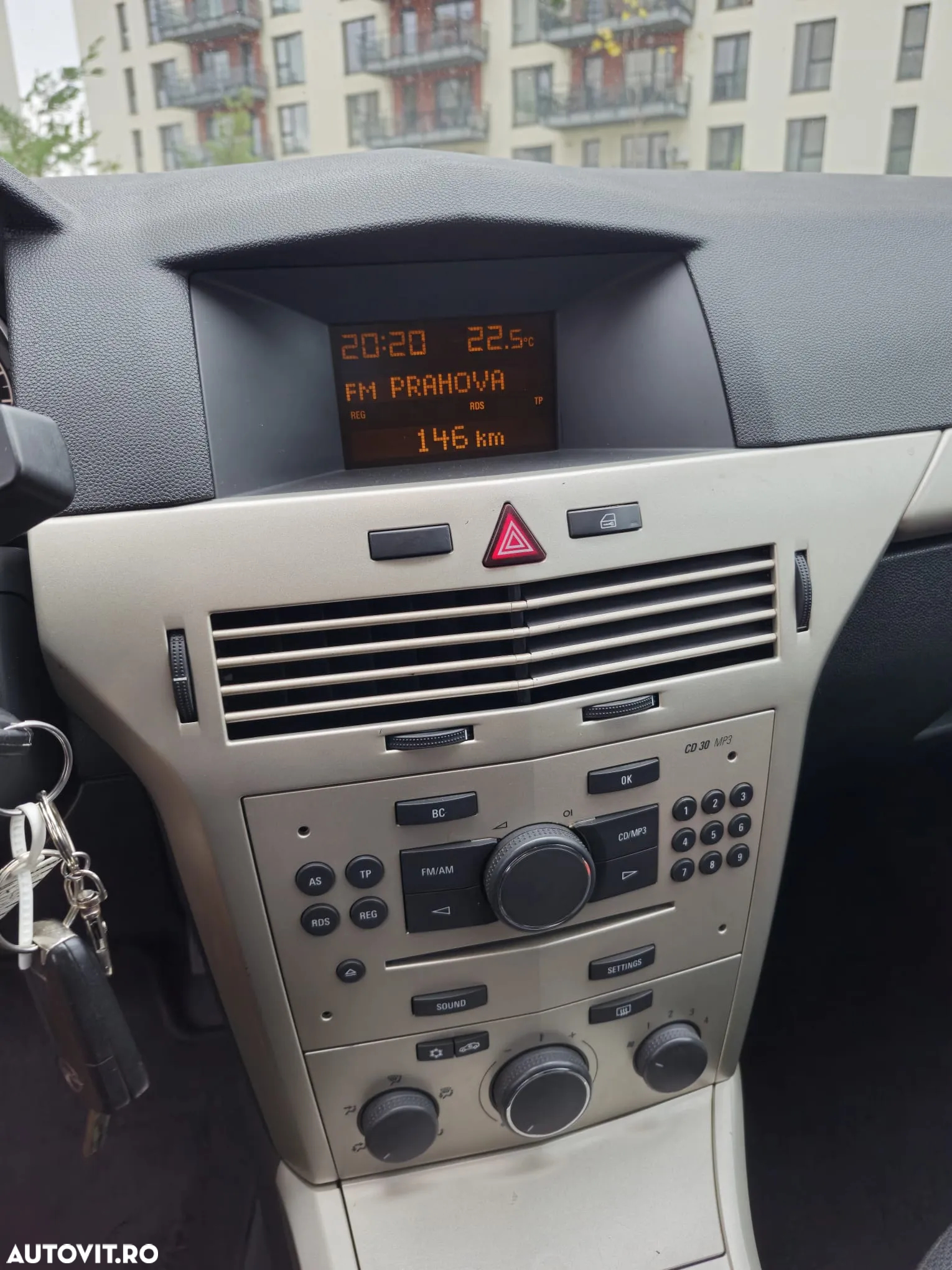 Opel Astra 1.6 Caravan Easytronic Cosmo - 10