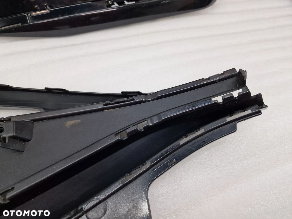 VW PASSAT B8 3G0 GTE LIFT R-LINE 18- LEWA / PRAWA KRATKA BOCZNA ZDERZAKA PRZEDNIEGO PRZÓD , NR 3G0853794B , 3G0853793B , NR AUKCJI E/46 - 31