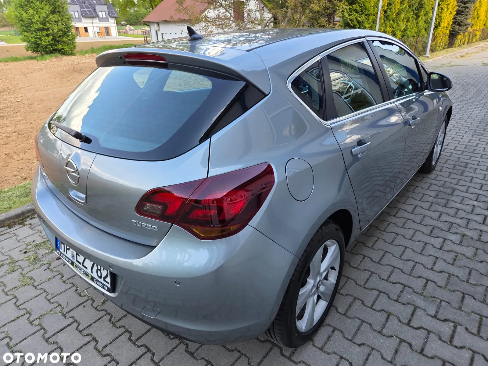 Opel Astra 1.4 Turbo Cosmo - 11