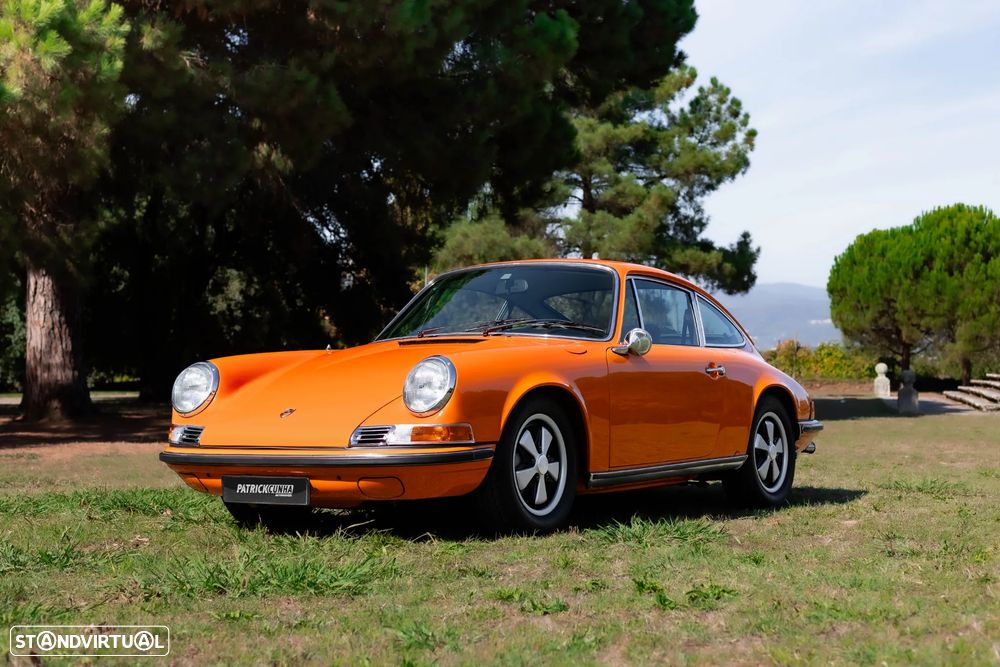 Porsche 911 Série F - 2