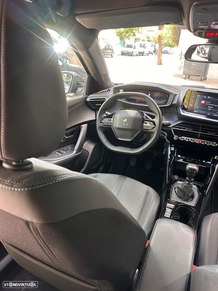 Peugeot 2008 1.2 PureTech Allure Pack - 12