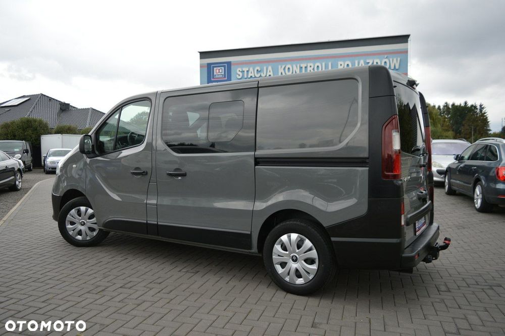 Renault Trafic - 12