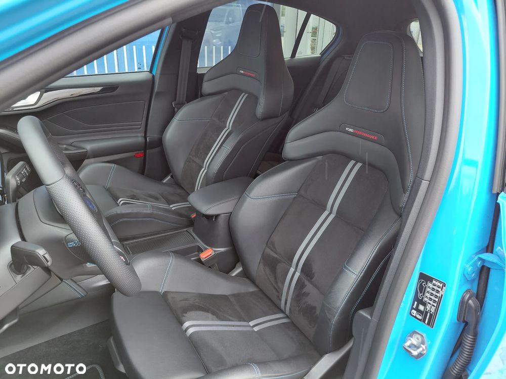 Ford Focus 2.3 EcoBoost ST X Edition - 28