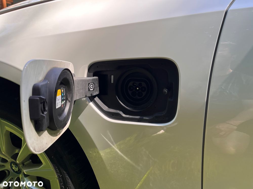 BMW Seria 3 - 18