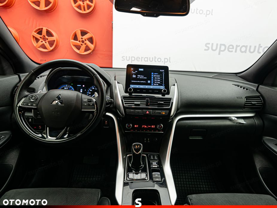 Mitsubishi Eclipse Cross - 11