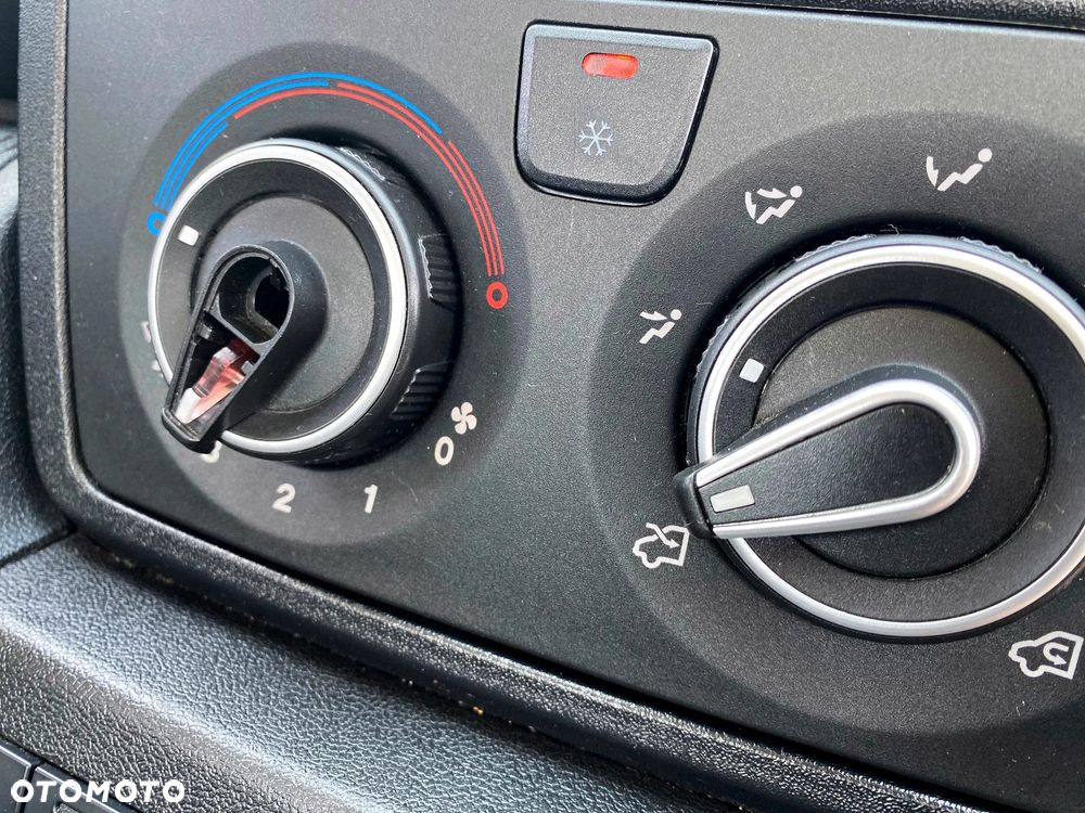 Peugeot Boxer 2.0 HDi Najazd Laweta Klima  Alu - 19