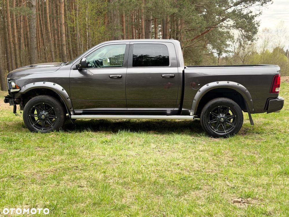 Dodge RAM 5.7 4x4 - 8