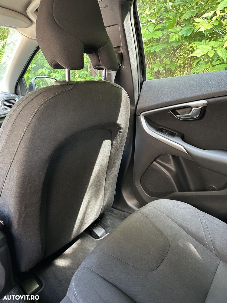 Volvo V40 D3 Geartronic - 5