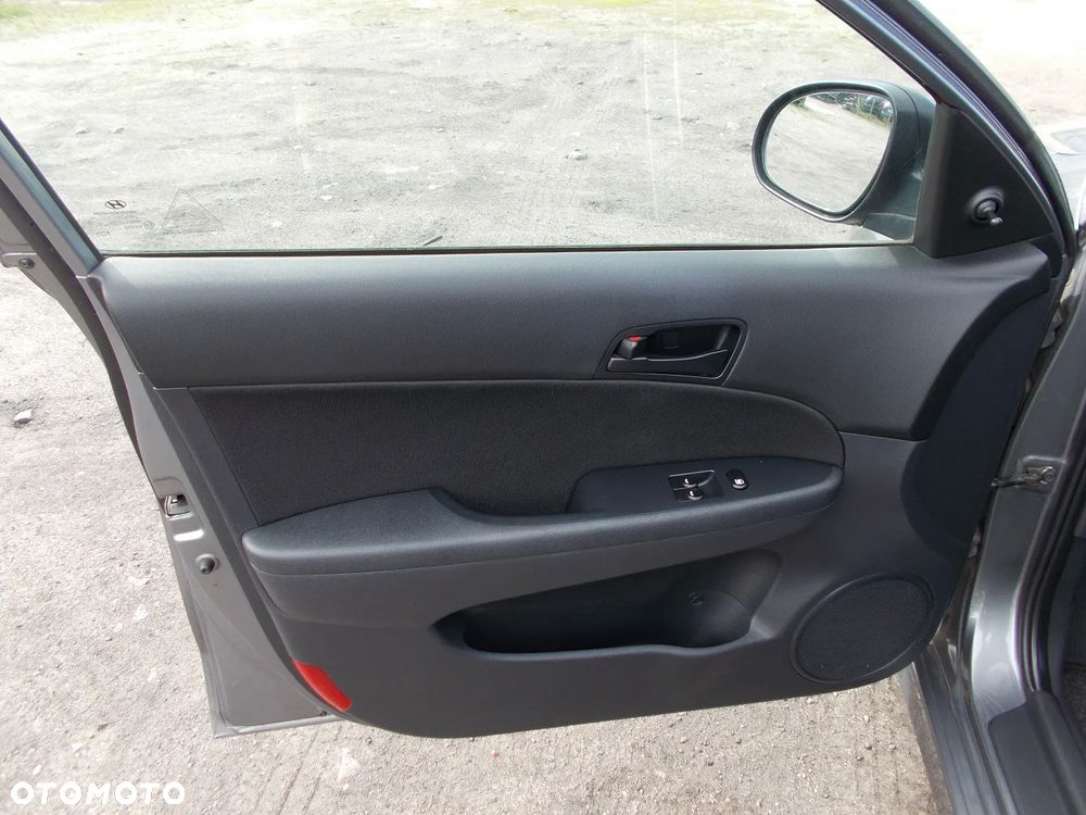 Hyundai i30 1.4 Comfort - 22