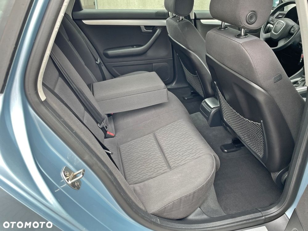 Audi A4 ver-1-8-t-quattro - 19