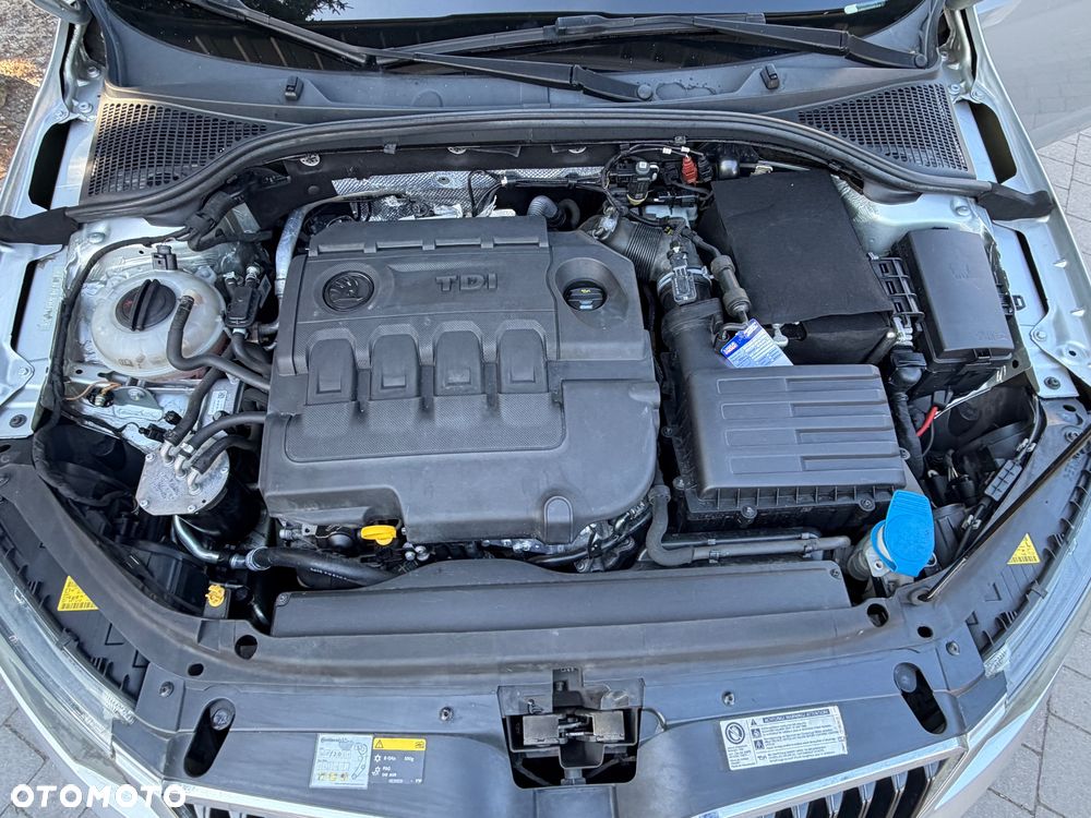 Skoda Octavia 1.6 TDI (Green tec) 4x4 Ambition - 31