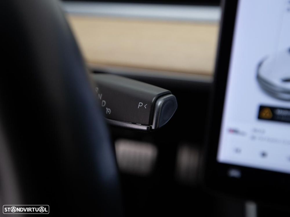 Tesla Model 3 Performance Dual Motor AWD - 18