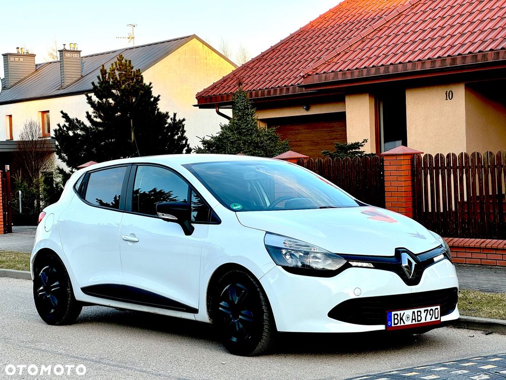 Renault Clio - 19