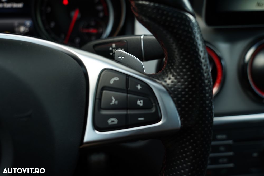 Mercedes-Benz CLA 250 - 22