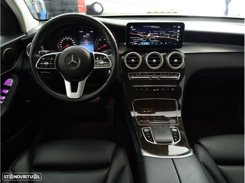 Mercedes-Benz GLC 200 d 4Matic — fotografia 19