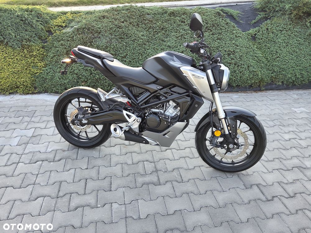 Honda CB - 17