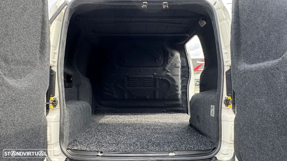 Fiat Fiorino 1.3 M-jet SX - 11