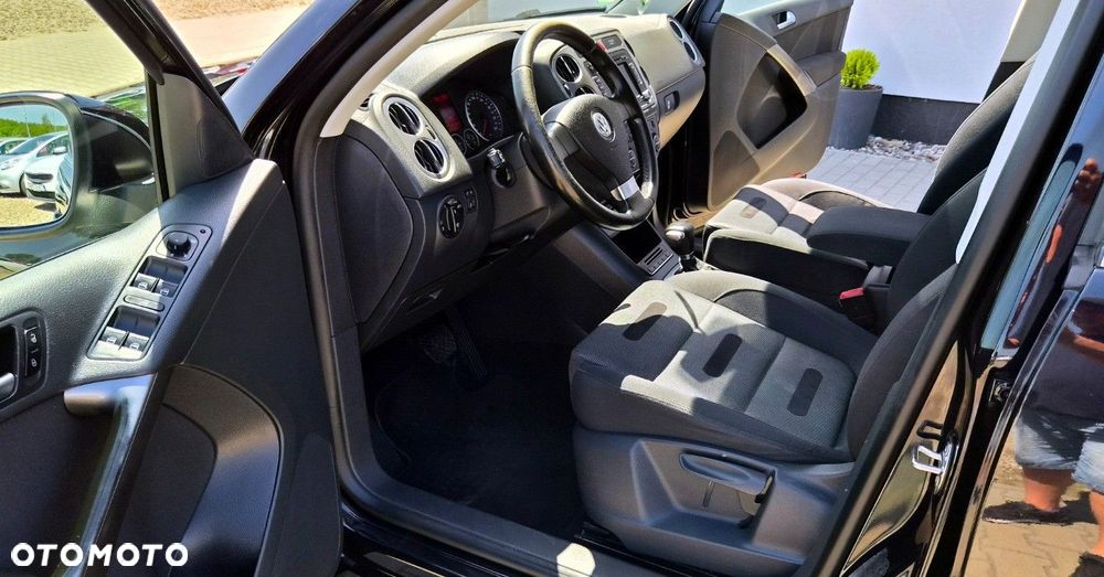Volkswagen Tiguan - 5