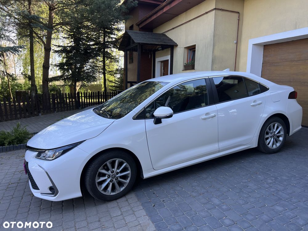 Toyota Corolla - 1